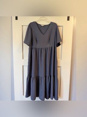 Time and Tru Gray Tiered Dress Women’s XL
